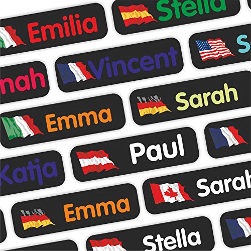 Indigos UG - Namensaufkleber Kinder Schule - 35–105 Sticker 35x10mm - Fahne schwarz - Kindergarten - mit Wunschtext personalisierbar - wasserfeste Wäscheetiketten selbstklebend von INDIGOS UG