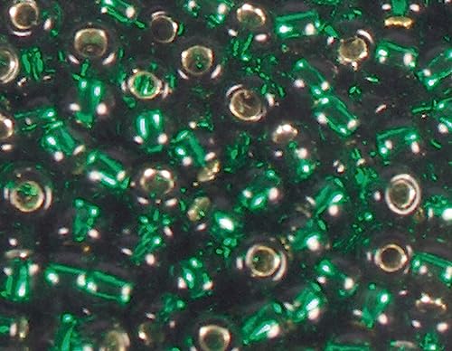 Japanische Rocailleperlen, versilbert, Grün, 2,2 mm, 11/0, 100 g. Japanische Rocailleperlen, versilbert, Grün, 2,2 mm, 11/0, 100 g. von Toho