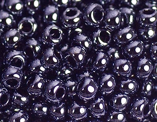 Japanische Rocailleperlen aus Metall, grau, 2,2 mm, 11/0, 100 g. Japanische Rocailleperlen aus Metall, grau, 2,2 mm, 11/0, 100 g. von Toho