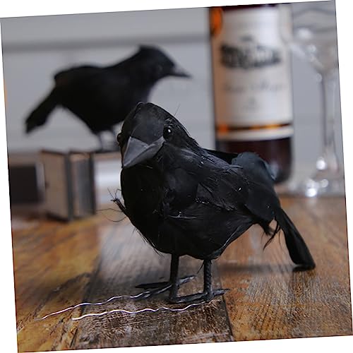 INOOMP 2 Stück Künstliche Krähen Deko mit Realistischem Federdesign Langlebige Halloween Tisch und Gartendekoration für Gruselige Party Atmosphäre Wetterfest und Detailgetreu von INOOMP