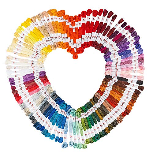 Ideen mit Herz 100 Döckchen Stickgarn aus 100% Polyester, je 8m, 6-fädig | 100 Farben | ideal zum Sticken, Nähen, Basteln, Häkeln, Freundschaftsbänder, Stickbilder, Kreuzstich von Ideen mit Herz