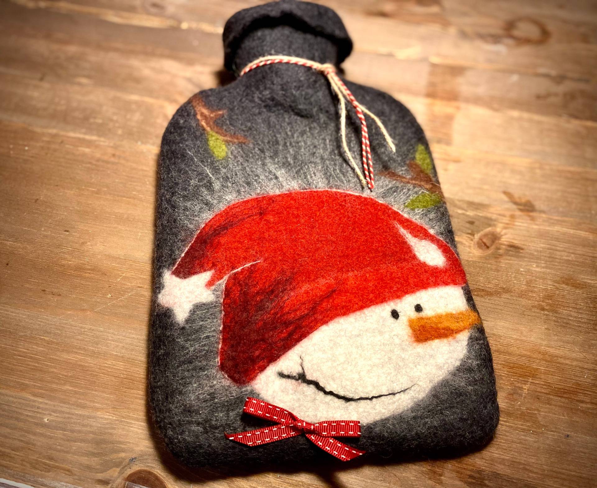 Wärmflasche Mit Schneemann - Handgefilzt 118 Wärmflasche Mit Schneemann - Handgefilzt 118 von IlkaSiebel