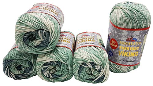5 x 100 Gramm Everyday Viking Antipilling Wolle mit Farbverlauf, 500 Gramm Strickwolle mit Anti-Pilling Effekt Mehrfarbig, Norwegermuster (grün weiss 70504) von Ilkadim Export