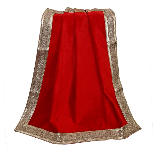 Indian Consigners Solides hellrotes Samttuch mit goldener glänzender Bordüre, Mehrzwecktuch für Pooja, Aasan, Geschenk, Anlass, Jubiläum, Party-Tischdecke Indian Consigners Solides hellrotes Samttuch mit goldener glänzender Bordüre, Mehrzwecktuch für Pooja, Aasan, Geschenk, Anlass, Jubiläum, Party-Tischdecke von Indian Consigners
