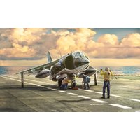 AV-8A Harrier AV-8A Harrier von Italeri