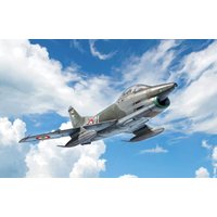 Fiat G.91 R1/R3 Gina von Italeri