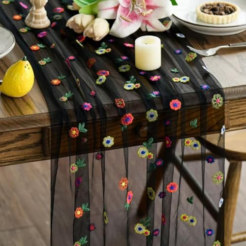 Tüllstoff Tischläufer mit Gänseblümchenmotiv,Weiße Spitze Tischdecke 30*180cm Weihnachten Vintage Bestickter Spitzen Tüllstoff, Tüll-Spitzenstoff Gänseblümchen-Motiv (Schwarz, 30*180cm) von JACKANNA