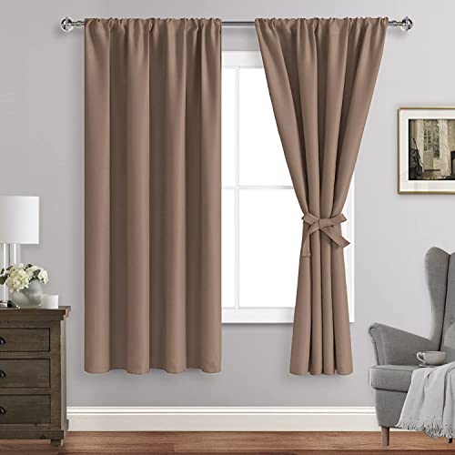 JIUZHEN Verdunkelungsvorhänge für Schlafzimmer, wärmeisoliert, Raumverdunkelungsvorhänge für Wohnzimmer, Set mit 2 Paneelen mit Raffhaltern, 96 x 160 cm Länge, Cappuccino JIUZHEN Verdunkelungsvorhänge für Schlafzimmer, wärmeisoliert, Raumverdunkelungsvorhänge für Wohnzimmer, Set mit 2 Paneelen mit Raffhaltern, 96 x 160 cm Länge, Cappuccino von JIUZHEN