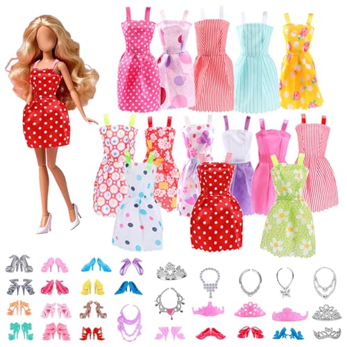 JKDHJK 32 Puppenkleidungs Outfit für Barbie Puppen 10 Kleidung 10 Paar Schuhe 6 Necklaces 6 Crowns Zufällig Kleidung Zubehör für 11 Zoll Mädchen Puppen für Mädchen Geburtstagsgeschenke von JKDHJK