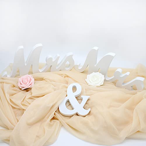 JOYLEX Mrs & Mrs Schild für Hochzeitstisch, große Miss und Miss Holzbuchstaben, Party-Dekorationsartikel, Kopftisch Hochzeit Holzbuchstabe, Just Married Schild Jubiläum Party Valentinstag Dekor (weiß) JOYLEX Mrs & Mrs Schild für Hochzeitstisch, große Miss und Miss Holzbuchstaben, Party-Dekorationsartikel, Kopftisch Hochzeit Holzbuchstabe, Just Married Schild Jubiläum Party Valentinstag Dekor (weiß) von JOYLEX