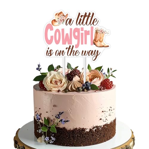 JOYMEMO Eine Kleine Cowgirl Ist Unterwegs BabyDusche Kuchen Topper - Rosa & Braun Western Thematisierter Cowgirl Hut Stiefel Baby Sprinkle Dekoration, Wilder Westen Rodeo Willkommen Party Zubehör von JOYMEMO