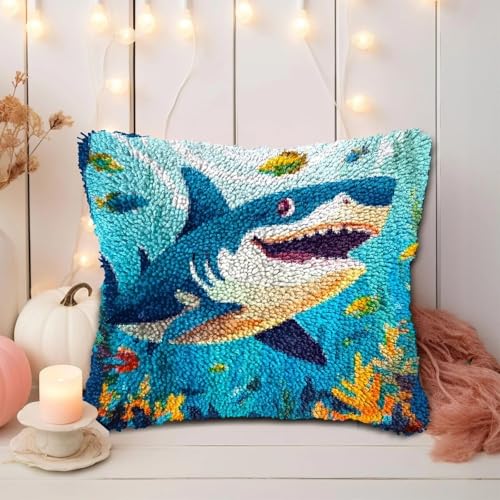 JUYIYUANFUZH KnüPfkissen Set Kissenbezug Teppich Stickerei SetHai Im MeerKnüPfset KnüPfbild FüR AnfäNger, Erwachsene, Kissen Zum SelberknüPfen 43 x 43 cm JUYIYUANFUZH KnüPfkissen Set Kissenbezug Teppich Stickerei SetHai Im MeerKnüPfset KnüPfbild FüR AnfäNger, Erwachsene, Kissen Zum SelberknüPfen 43 x 43 cm von JUYIYUANFUZH