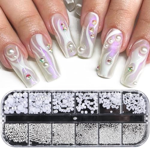 1Schachtel/12Raster Nail Art Strasssteine mit Pick Up Pinzette, Weiße Perlen Für Nägel Halbrunde Perlenkugeln Nail Charms Klein Edelstahl-Perlen Acryl Nagel Dekorationen Design 1Schachtel/12Raster Nail Art Strasssteine mit Pick Up Pinzette, Weiße Perlen Für Nägel Halbrunde Perlenkugeln Nail Charms Klein Edelstahl-Perlen Acryl Nagel Dekorationen Design von JXAXD