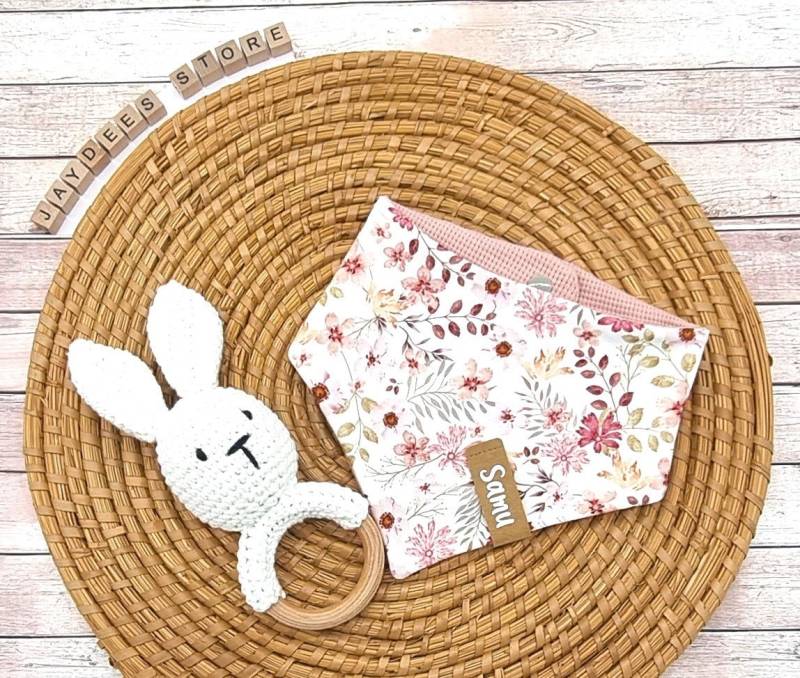 Baby Wende-Halstuch "Blümchen Weiß-Rosa" Jersey, Waffelstrick, Dreiecktuch, Lätzchen, Spucktuch, Sabberlätzchen, Sabbertuch, Halstuch Mit Namen von JayDeesStore
