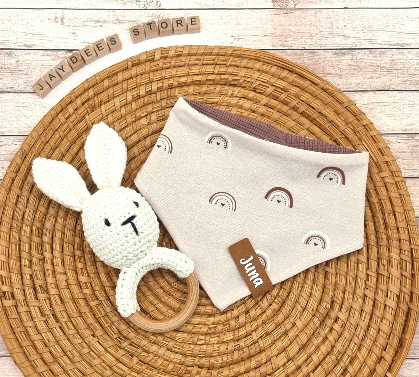 Baby Wende-Halstuch "Regenbogen" Jersey, Waffelstrick, Dreiecktuch, Lätzchen, Spucktuch, Sabberlätzchen, Sabbertuch, Halstuch Mit Namen Baby Wende-Halstuch "Regenbogen" Jersey, Waffelstrick, Dreiecktuch, Lätzchen, Spucktuch, Sabberlätzchen, Sabbertuch, Halstuch Mit Namen von JayDeesStore