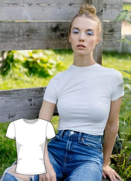 The Basic T-Shirt von Juliana Martejevs