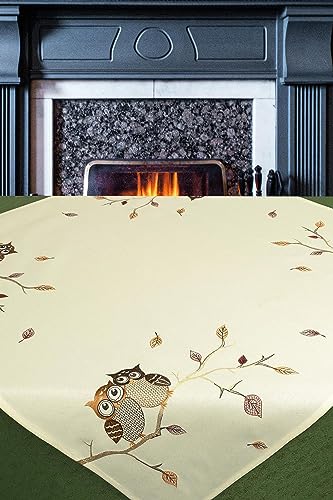 KAMACA Tischdecke Mitteldecke 85x85 cm mit filigraner Stickerei Küche Esstisch Tisch Dekoration Eyecatcher in Herbst Winter Weihnachten (Eulenpärchen) von KAMACA