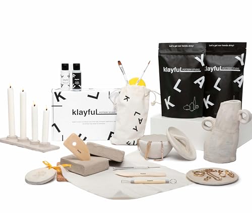 KLAYFUL Ton Töpferset für Anfänger für zu Hause - Lufttrocknend. Das Kit enthält: 3 kg weißen Ton, Werkzeuge, Pinsel, Acrylfarben, Arbeitsunterlage und praktischen Leitfaden (Weiße Farbe und Lacke) von KLAYFUL