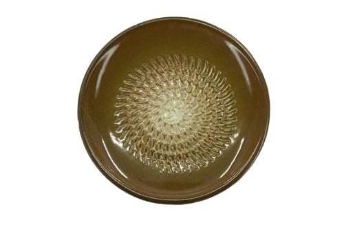 Kaladia Keramik Reibeteller/Keramikhobel Unifarbend - ideal für Ingwer, Parmesan etc. - in Braun - Durchmesser: 12 cm - handgemacht & handbemalt - Made in Spain von Kaladia