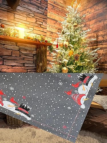 KAMACA Tischdecke Mitteldecke 85x85 cm mit filigraner Stickerei Küche Esstisch Tisch Dekoration Eyecatcher in Herbst Winter Weihnachten (Winterliche Kantengucker) von KAMACA