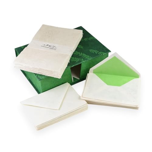 Kathmandu Valley Co. Vintage Stationery Geschenkbox-Set mit 50 handgefertigten A5-Lokta-Papierbögen und 30 Umschlägen (Waldfarn) von Kathmandu Valley Co.