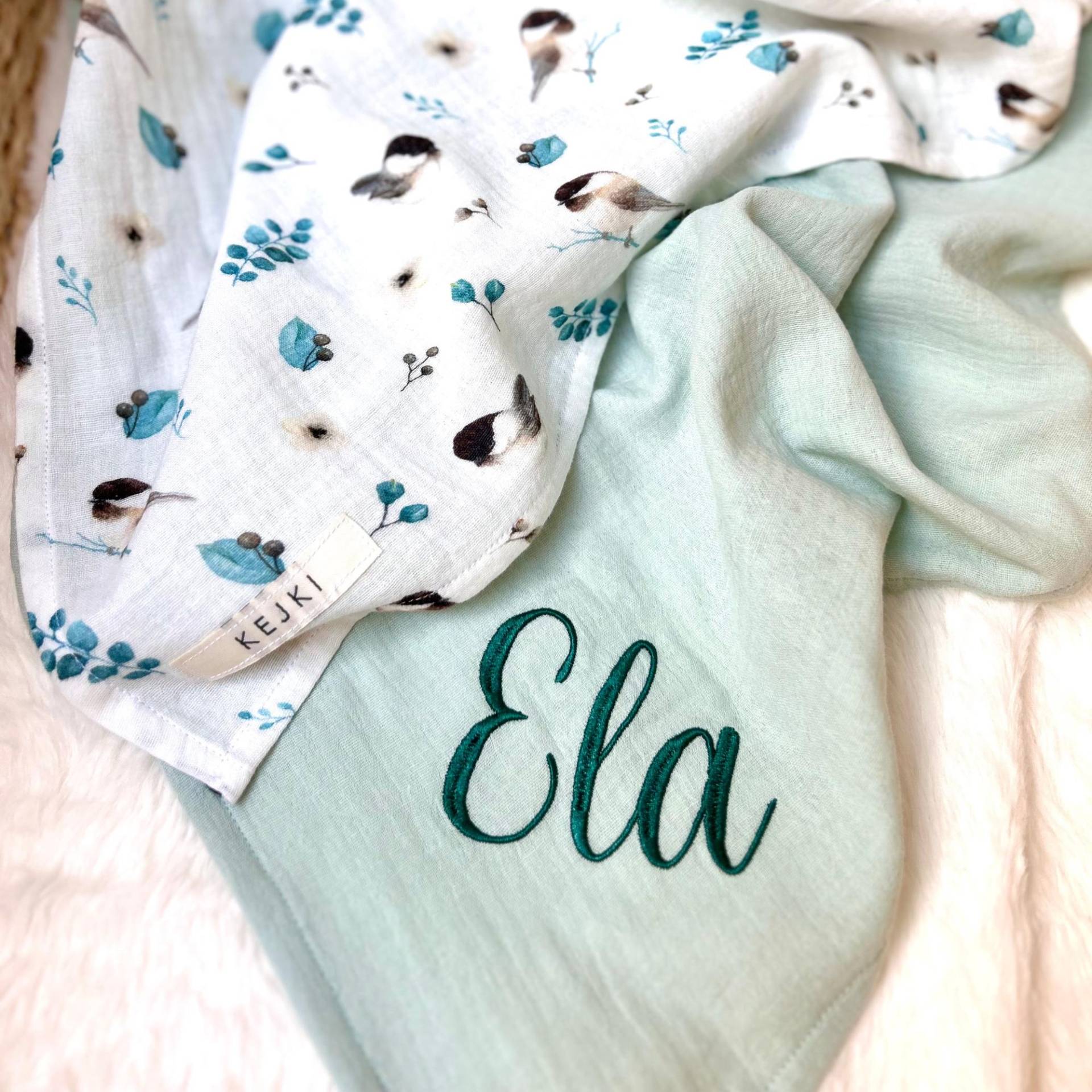 2Er Set Musselintuch Baby - Geschenkset Zur Geburt Spucktuch Personalisiert Mulltuch Vögel Blau 2Er Set Musselintuch Baby - Geschenkset Zur Geburt Spucktuch Personalisiert Mulltuch Vögel Blau von Kejki