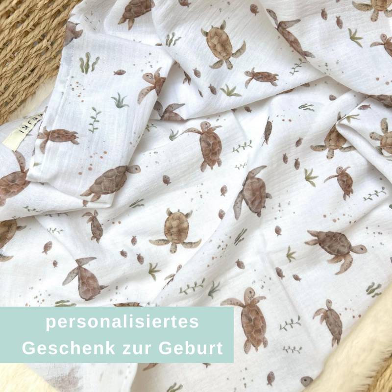 Musselintuch Baby - Geschenk Zur Geburt Spucktuch Personalisiert Mulltuch Schildkröte Meerestiere Unterwasserwelt Ozean von Kejki