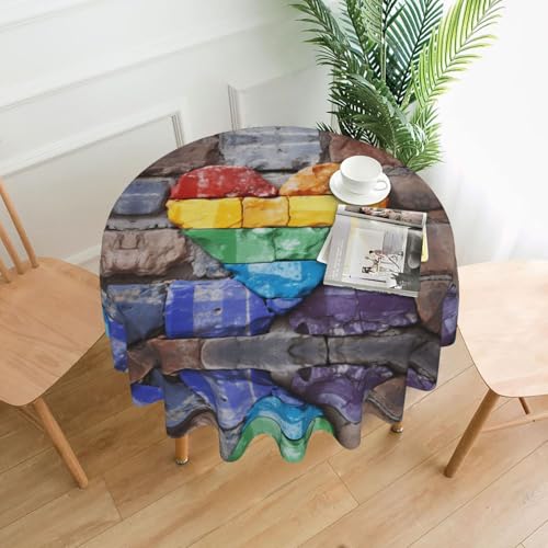 Tischdecke mit Regenbogen-Flagge an der Wand, 152,4 cm, Tischdecke, Dekoration, Küche, Esszimmer, Buffet, Partys, Camping Tischdecke mit Regenbogen-Flagge an der Wand, 152,4 cm, Tischdecke, Dekoration, Küche, Esszimmer, Buffet, Partys, Camping von Kfjghhl