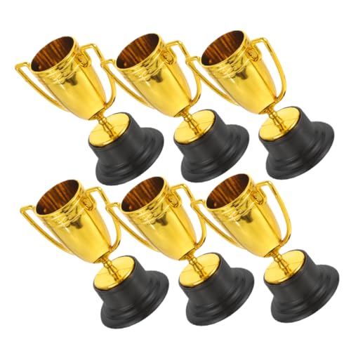 Kisangel 6 Stück Trophäenspielzeug Mini-trophäenpreise Mini-trophäen-partygeschenke Mini-trophäen-kuchenaufsatz Kinderparty Gefälligkeiten Kleine Trophäen Golden Plastik Wiederverwendbar von Kisangel