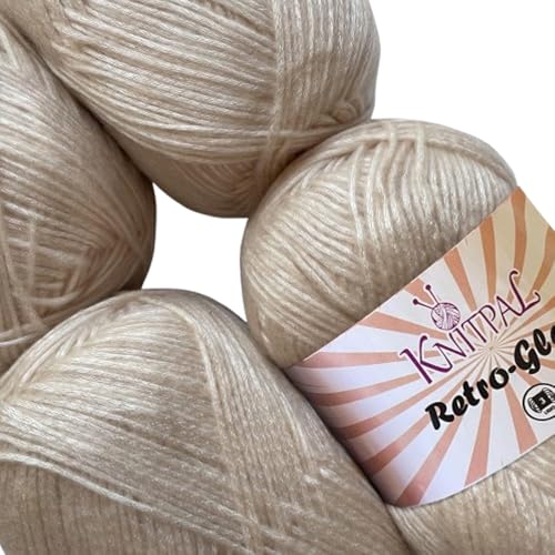 Retro-Glam Metallic-Garn, schillernd, super weich und glänzend zum Stricken und Häkeln, Großgröße 4 Knäuel, 400 g, 3 DK Gewicht/leichtes Kammgarn (Mandelpulver) von KnitPal