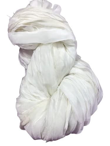 Knitsilk Chiffon-Sari-Seidenband in färbbaren elfenbeinfarbenen Strängen – färbbares Garn – 27 m – weiß ungefärbt (1 Stück) von Knitsilk