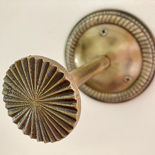 Art Deco Fächerhaken Vorhanghalter Raffhalter Schmuckhaken Antik Messing Eisen Art Deco Fächerhaken Vorhanghalter Raffhalter Schmuckhaken Antik Messing Eisen von Knobs By Blossom