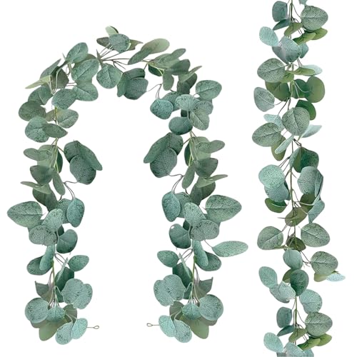 Kokoie 2 Stück Eukalyptus Girlande, Künstliche Hängepflanzen, Eukalyptus Reben Hängend Girlande, Gefälschte, Grün Blättergirlande für Hochzeitshintergrund, Party, Tischdekoration zu Hause 1.8m von Kokoie