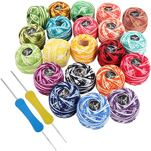 Kurtzy Buntes Häkelgarn Baumwolle (42 Stk) – 2 Häkel Nadeln Inklusive (3 & 4 mm) – Wolle zum Häkeln Häkelgarn Set - 10g je Wolle Großknäuel – Insgesamt 1806m Bunte Wolle Baumwolle zum Häkeln von Kurtzy