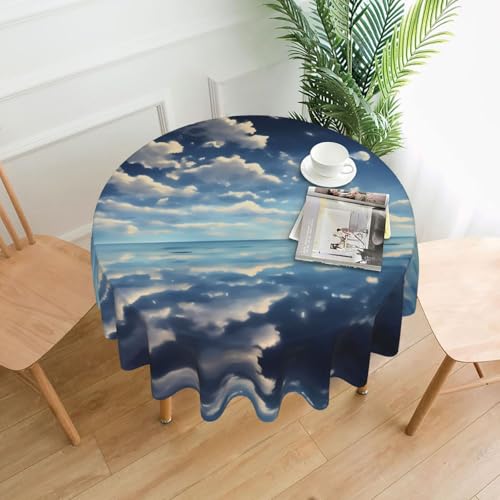 LAABBE Runde dekorative Tischdecke, 152,4 cm, weiße Wolken über dem Meer, Stempel für den Innen- und Außenbereich, auf runden Tischen wie Couchtischen, Esstischen und Bauernhoftischen LAABBE Runde dekorative Tischdecke, 152,4 cm, weiße Wolken über dem Meer, Stempel für den Innen- und Außenbereich, auf runden Tischen wie Couchtischen, Esstischen und Bauernhoftischen von LAABBE