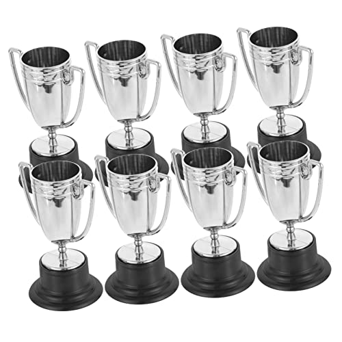 LALADEFIEE 8Stücke Mini Trophäen aus Gold Belohnungen Sportwettbewerbe und Partys für Jungen LALADEFIEE 8Stücke Mini Trophäen aus Gold Belohnungen Sportwettbewerbe und Partys für Jungen von LALADEFIEE