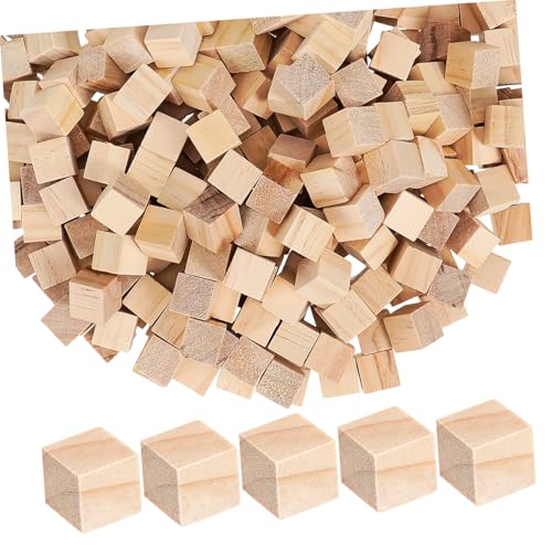 LALAFINA 300 Stück Unbehandelte Holzwürfel Kiefernholz für DIY Bastelprojekte Puzzleherstellung und Kreative Arbeiten Robuste Holzklötze für Bastelideen LALAFINA 300 Stück Unbehandelte Holzwürfel Kiefernholz für DIY Bastelprojekte Puzzleherstellung und Kreative Arbeiten Robuste Holzklötze für Bastelideen von LALAFINA