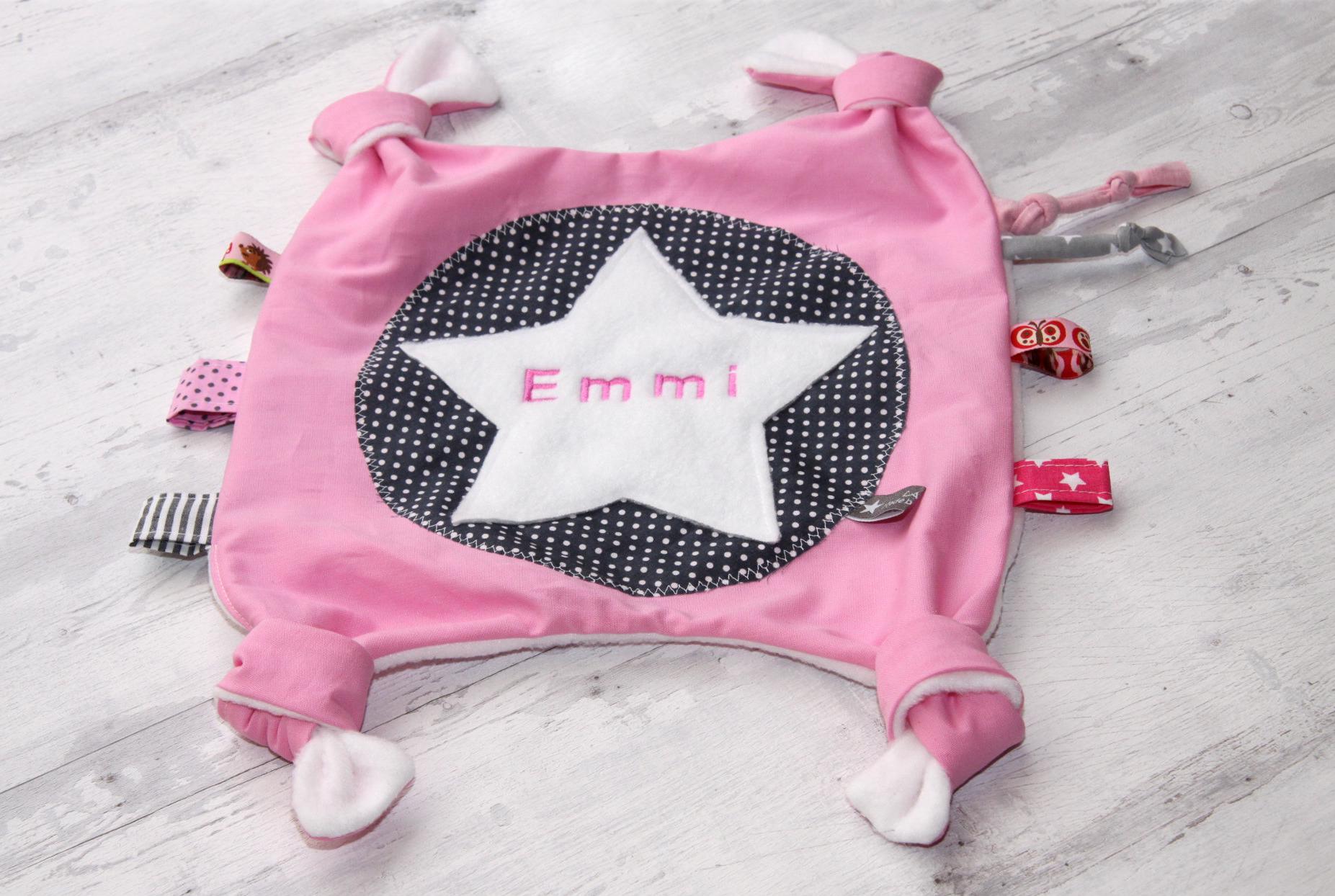 Schmusetuch Personalisiert Knistertuch Babylätzchen Baby Geschenk Geburt Laviosar Schmusetuch Personalisiert Knistertuch Babylätzchen Baby Geschenk Geburt Laviosar von LAVIOSAR