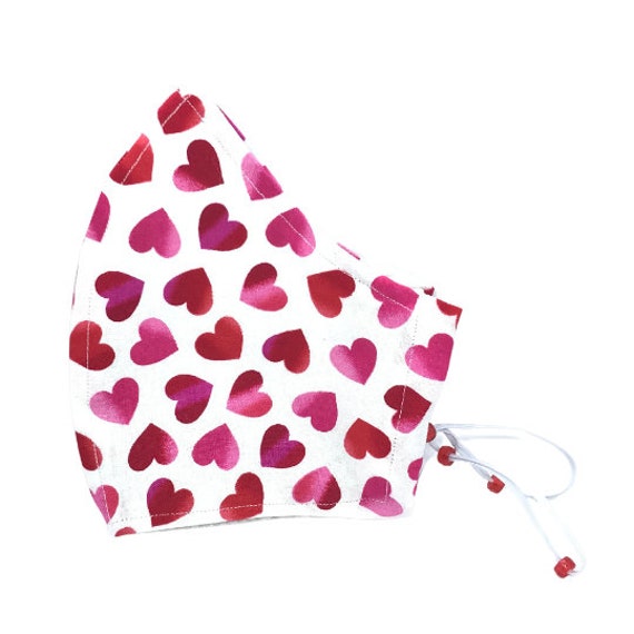 Rot-Rosa Herz-Gesichtsmaske Mit Nasendraht Und Filtertasche Valentinstag-Muttertagsgeschenk Für Sie Kleine Gesichtsmaske Xs - Bis Xl-Masken von LCDArtShop