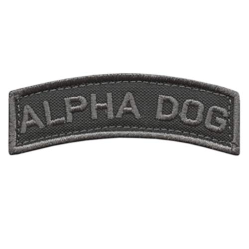 Alpha Dog Schulterstreifen US Army Militär Morale Taktischer Klettverschluss Aufnäher Alpha Dog Schulterstreifen US Army Militär Morale Taktischer Klettverschluss Aufnäher von LEGEEON