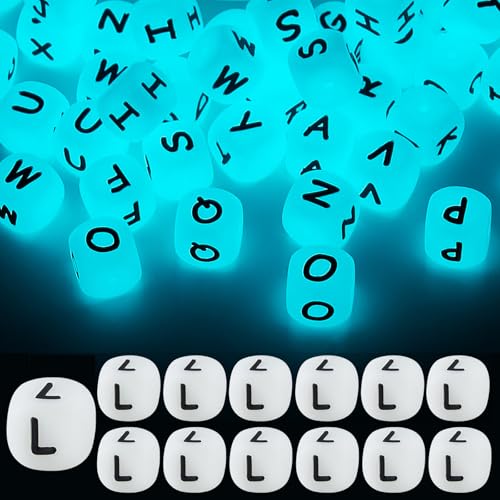 LEGENTLISUR 20 Stück Leuchtende Silikon Buchstabenperlen 12mm Würfel Im Dunkeln Leuchtend Vokal Alphabet Lose Perlen Für Freundschaftsarmbänder Halsketten DIY Projekte (Buchstabe A) von LEGENTLISUR