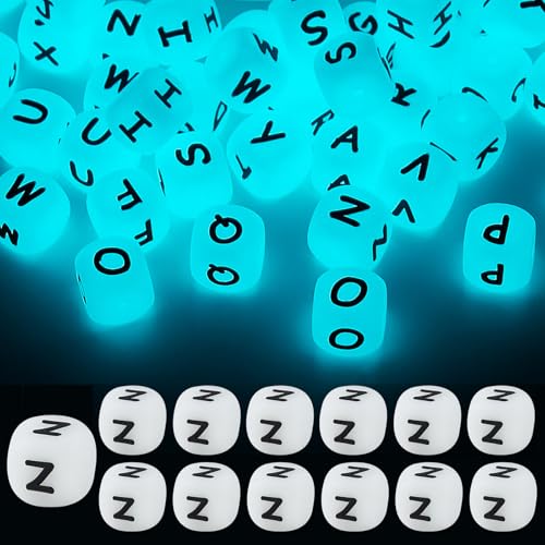 LEGENTLISUR 20 Stück Leuchtende Silikon Buchstabenperlen 12mm Würfel Im Dunkeln Leuchtend Vokal Alphabet Lose Perlen Für Freundschaftsarmbänder Halsketten DIY Projekte (Buchstabe A) von LEGENTLISUR