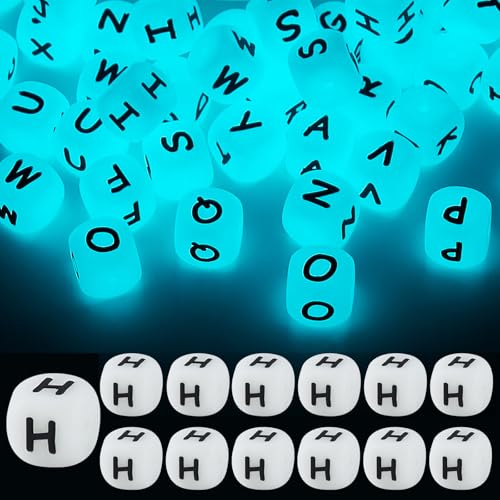LEGENTLISUR 20 Stück Leuchtende Silikon Buchstabenperlen 12mm Würfel Im Dunkeln Leuchtend Vokal Alphabet Lose Perlen Für Freundschaftsarmbänder Halsketten DIY Projekte (Buchstabe A) von LEGENTLISUR