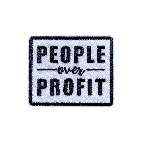 LEMEPINZ Aufnäher mit Aufschrift "People Over Profit", Größe 7,6 cm, zum Aufbügeln, für Hüte, Kleidung, Rucksäcke, Jeans, DIY-Aufnäher, lustige Flicken, Anti-Milliardär-Geschenk für Jungen und Mädchen von LEMEPINZ