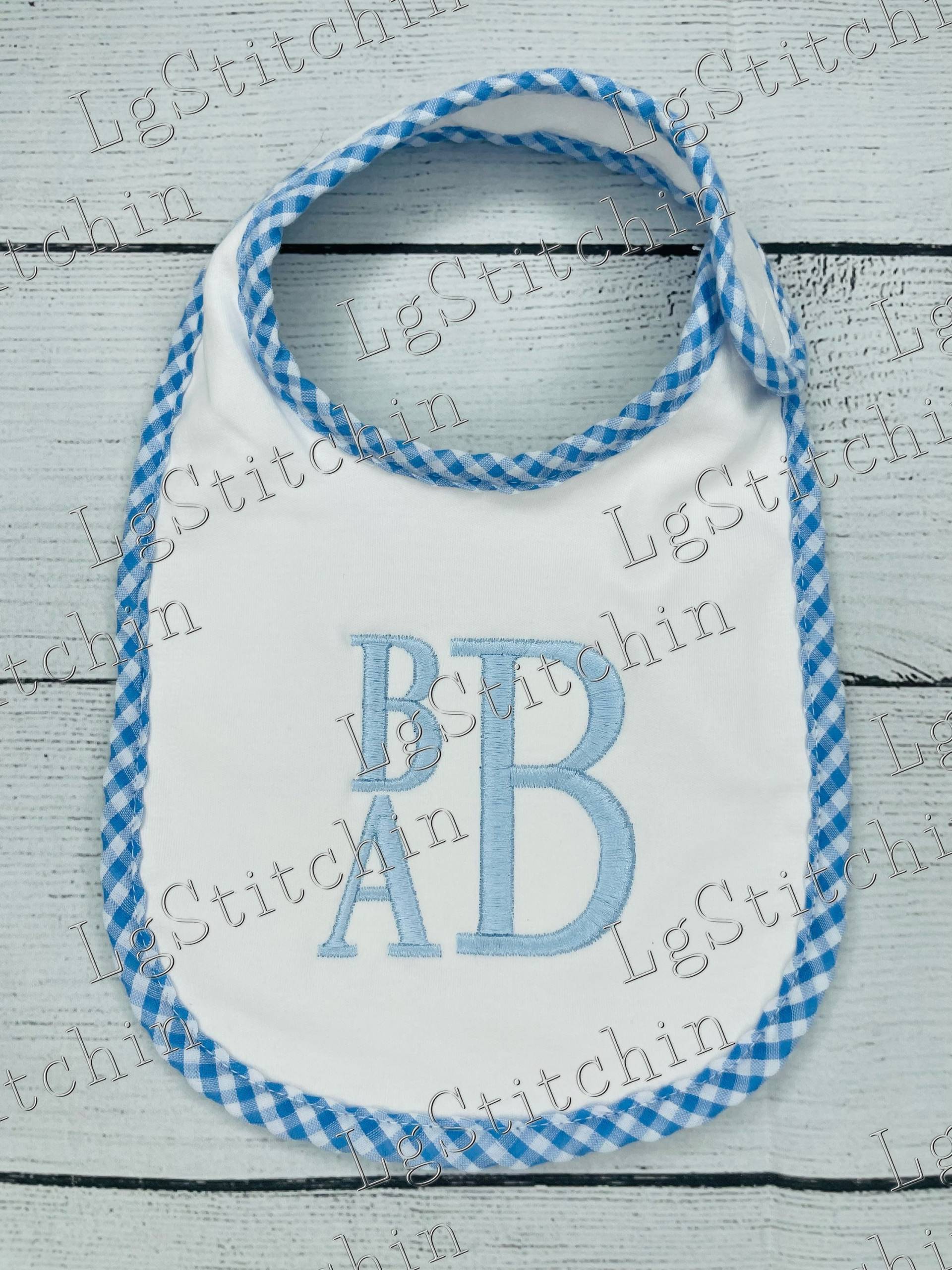 Blaues Gingham Borte Monogramm Geschnittenes Lätzchen Baby Lätzchen Rosa Baumwolle Geschenk Babyparty Personalisiert von LGStitchin