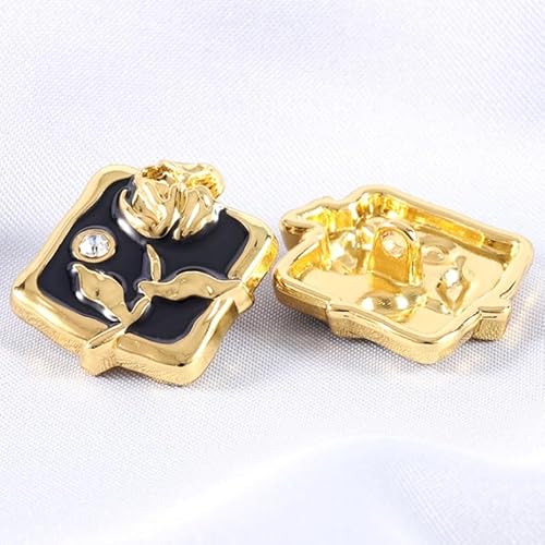 LIBERGA 20 Stück Metall Rosen Knöpfe mit Schaft, Quadratischer Blumenknopf für Kleidung Strickjacken Mäntel Bastelprojekte, Golden, 23mm × 18mm LIBERGA 20 Stück Metall Rosen Knöpfe mit Schaft, Quadratischer Blumenknopf für Kleidung Strickjacken Mäntel Bastelprojekte, Golden, 23mm × 18mm von LIBERGA