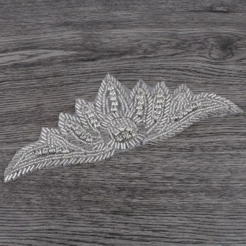 LIUXIN Handgefertigte modische Kristallkrone/Schleifen, Brautkostüm, Perlenkleid-Dekoration, zum Aufnähen, Strass-Applikation für Hochzeit von LIUXIN