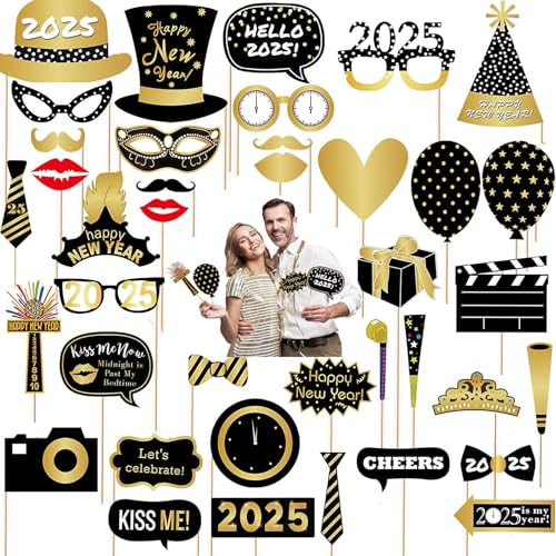 LMSHOWOWO Silvester Deko 2025, 46PCS 2025 Neujahr Foto Requisiten, Silvester Photo Booth Props, Fotorequisiten Fotoaccessoires, Verkleidung Party Zubehör für Erwachsene Silvester Party Dekoration LMSHOWOWO Silvester Deko 2025, 46PCS 2025 Neujahr Foto Requisiten, Silvester Photo Booth Props, Fotorequisiten Fotoaccessoires, Verkleidung Party Zubehör für Erwachsene Silvester Party Dekoration von LMSHOWOWO