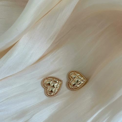10 Stück/Los Kreative herzförmige Metallknöpfe Damenbekleidung Gold Hand Nähzubehör Hemd Dekorativer Knopf-Helles Gold-18mm 10 Stück/Los Kreative herzförmige Metallknöpfe Damenbekleidung Gold Hand Nähzubehör Hemd Dekorativer Knopf-Helles Gold-18mm von LNHBZ