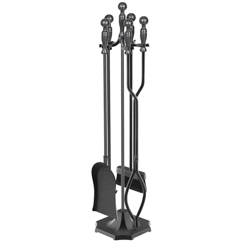 LOENIY Kaminwerkzeug-Set, Schmiedeeiserne Kaminwerkzeuge mit ergonomischem Griff, Kamin-Zubehör-Set inklusive Zange, Schaufel, Basis, Schürhaken und Bürste für drinnen und draußen, 5-teilig (grau) LOENIY Kaminwerkzeug-Set, Schmiedeeiserne Kaminwerkzeuge mit ergonomischem Griff, Kamin-Zubehör-Set inklusive Zange, Schaufel, Basis, Schürhaken und Bürste für drinnen und draußen, 5-teilig (grau) von LOENIY
